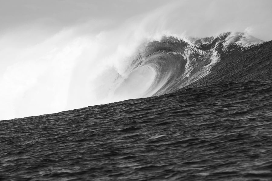 Thundercloud Black & White - Cloudbreak Fiji